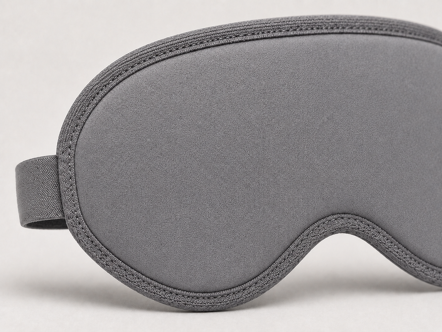 LUMA Eclipse Sleep Mask Slate Grey – flat lay