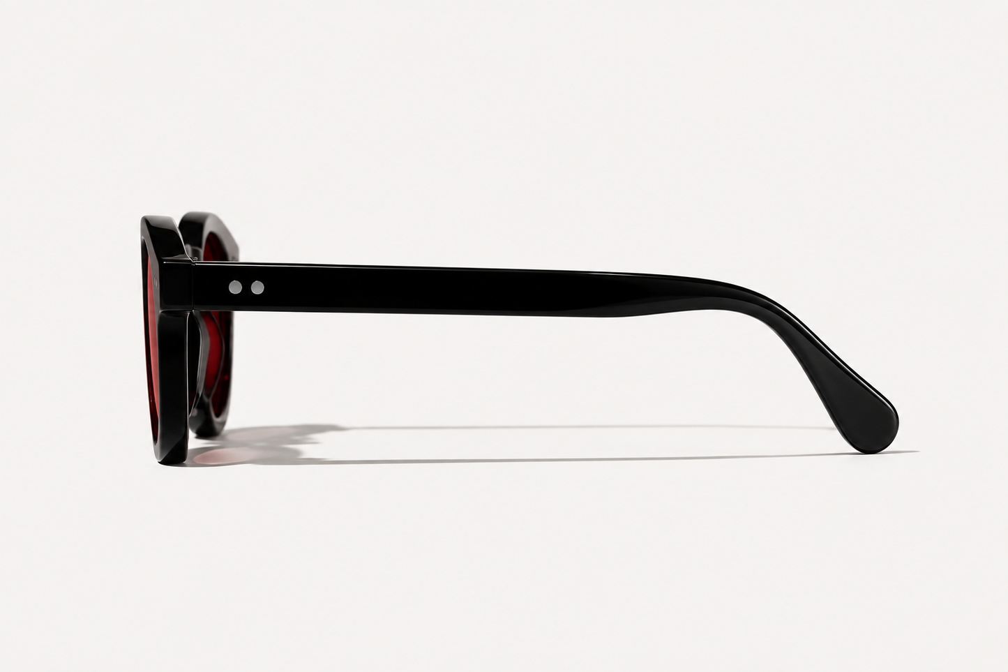 LUMA Eclipse™ side profile view